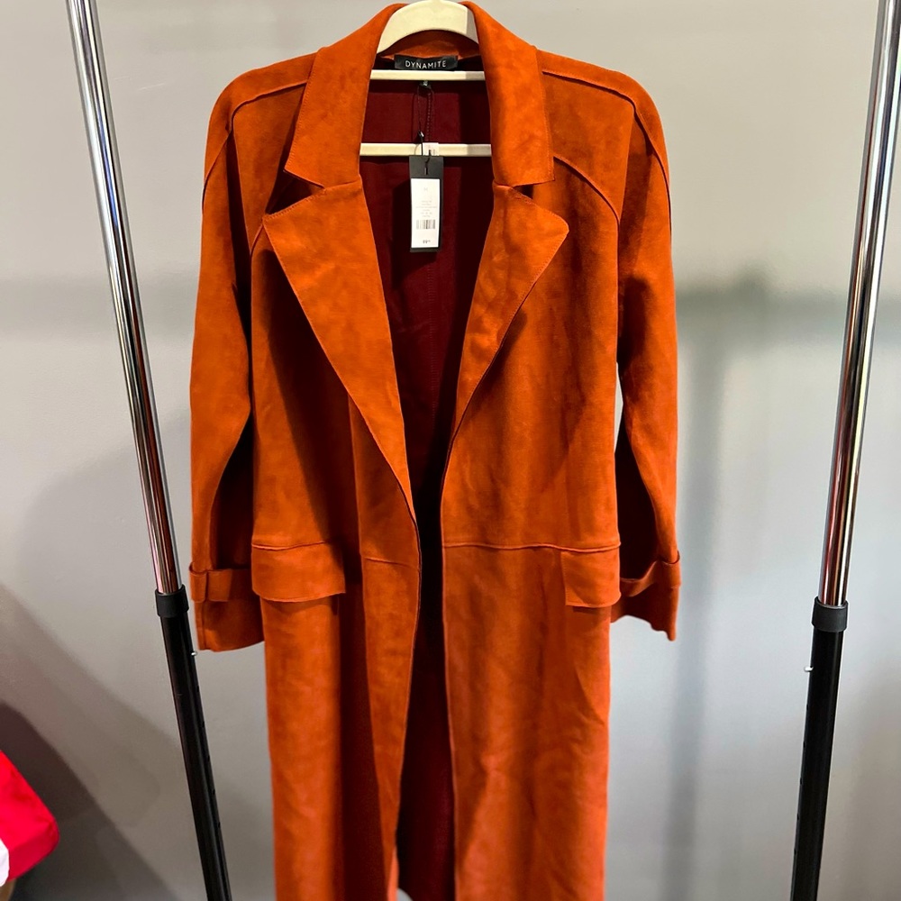 Womens Coat, perfect for Fall. Brand new with tags. Has a belt, and pockets.